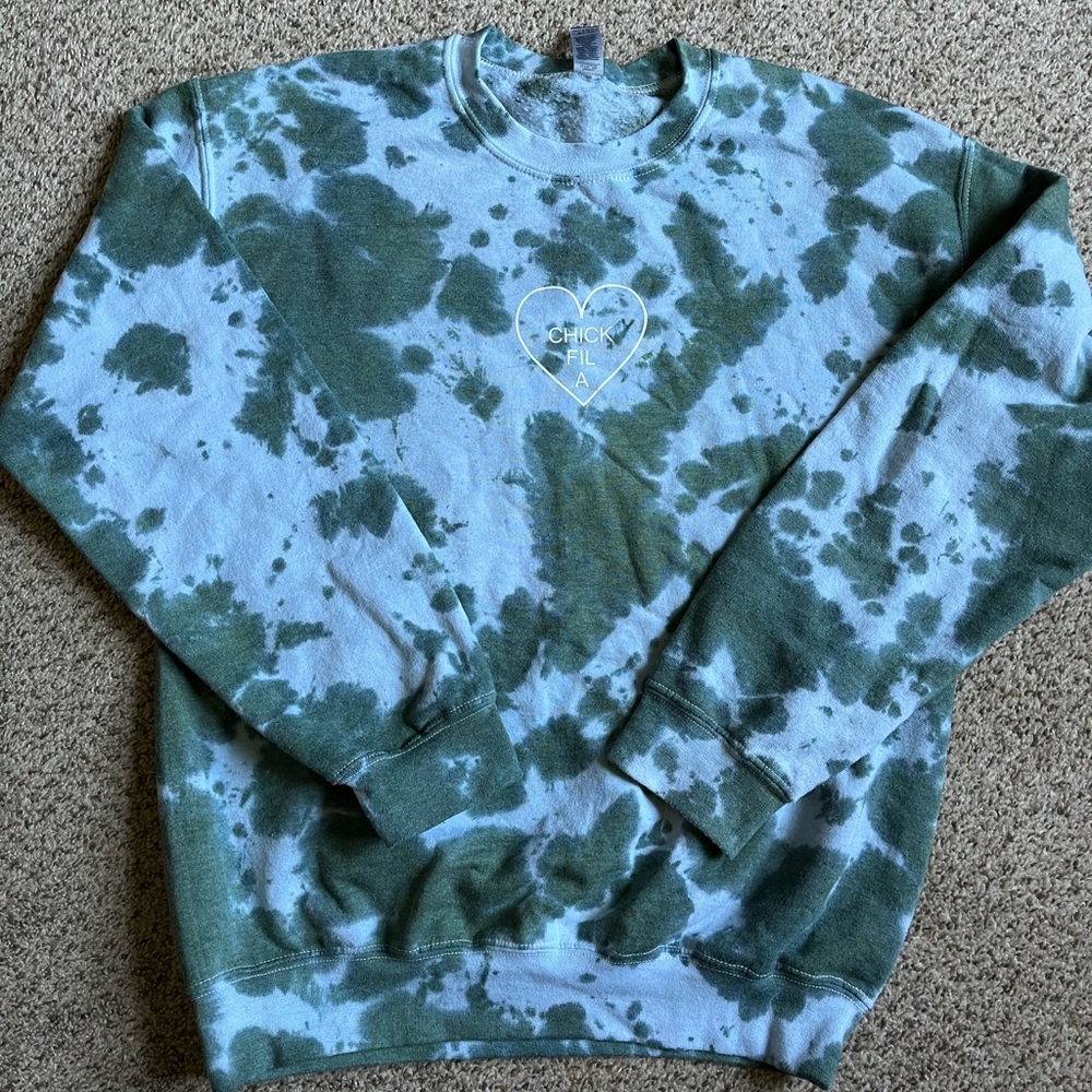 Crewneck sweatshirt